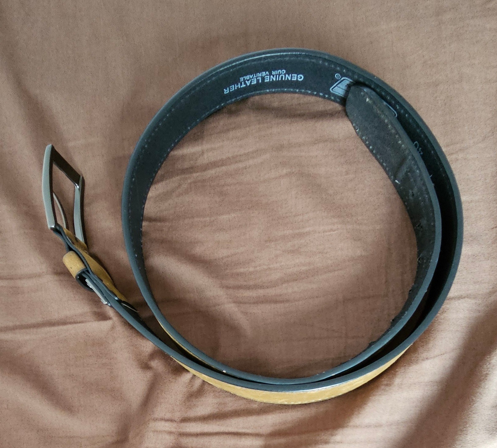 MEN'S KHAKI PANT WITH A NEW BELT (36 X 30) - photo 2