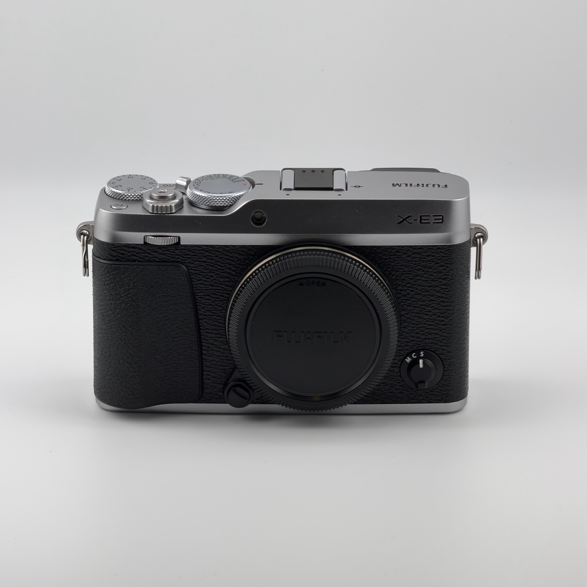 Fujifilm X-E3 Body Only - Mirrorless Camera - Silver - Very Good - photo 3