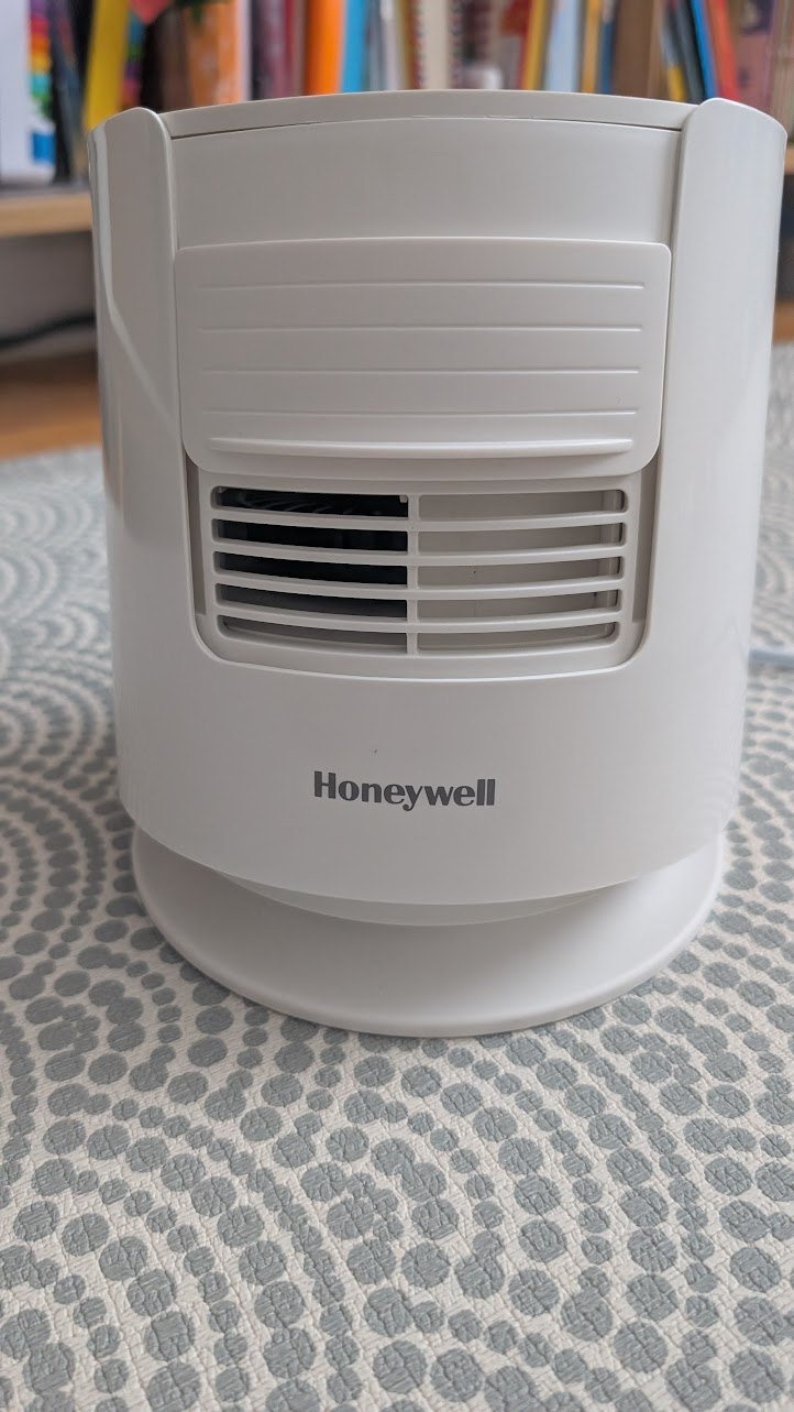 QuietSet Tabletop Sleep Fan with Pink Noise, White