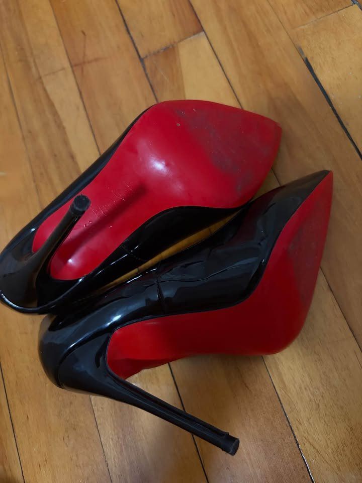 Christian Louboutin So Kate Red Bottom Heels - Size 38 - photo 2