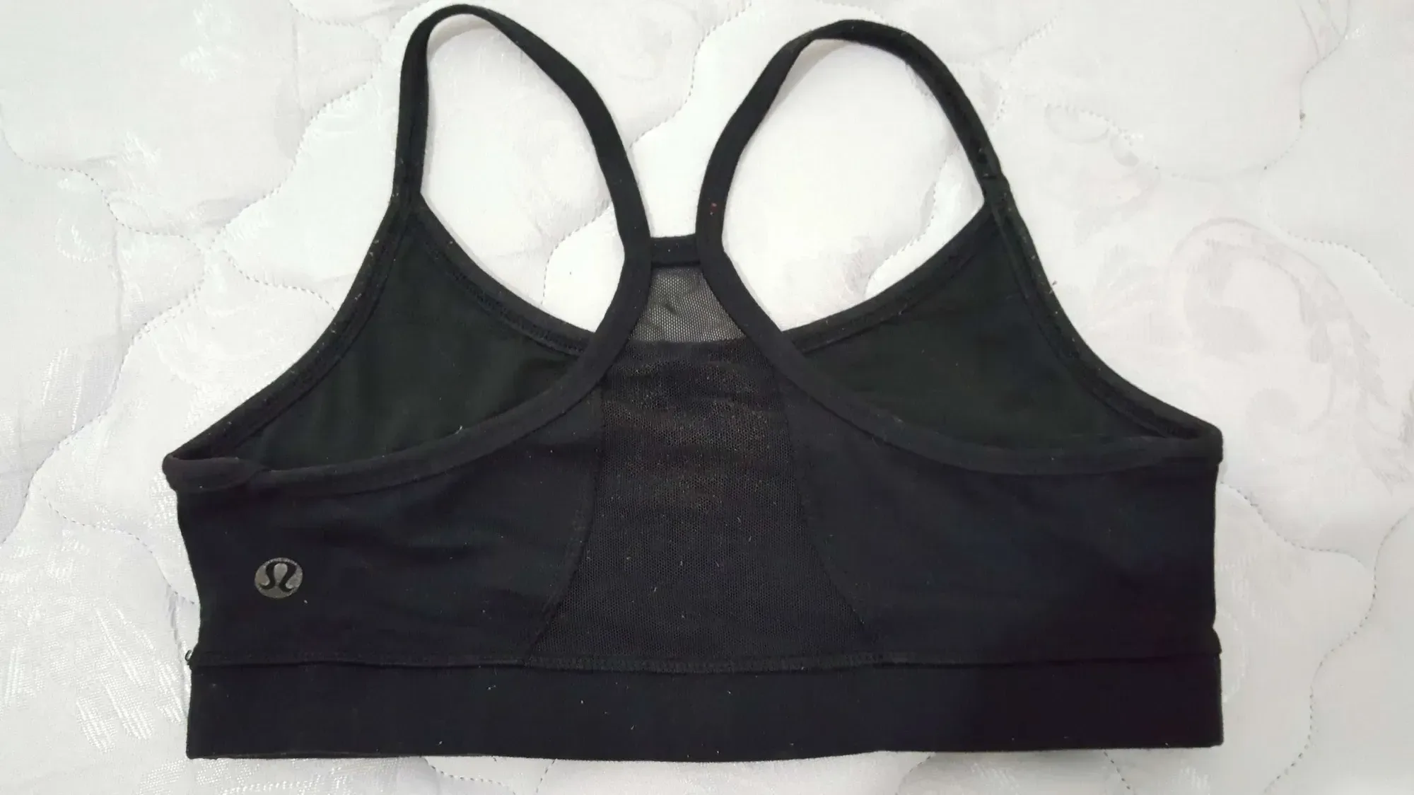 Lululemon Black Sports Bra w Mesh Back Panel - well-used but ... - photo 3