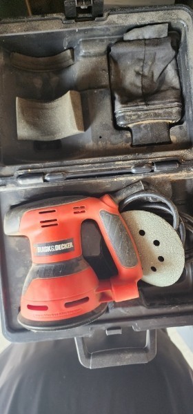 Black & Decker Random Orbit Sander with Case - photo 2