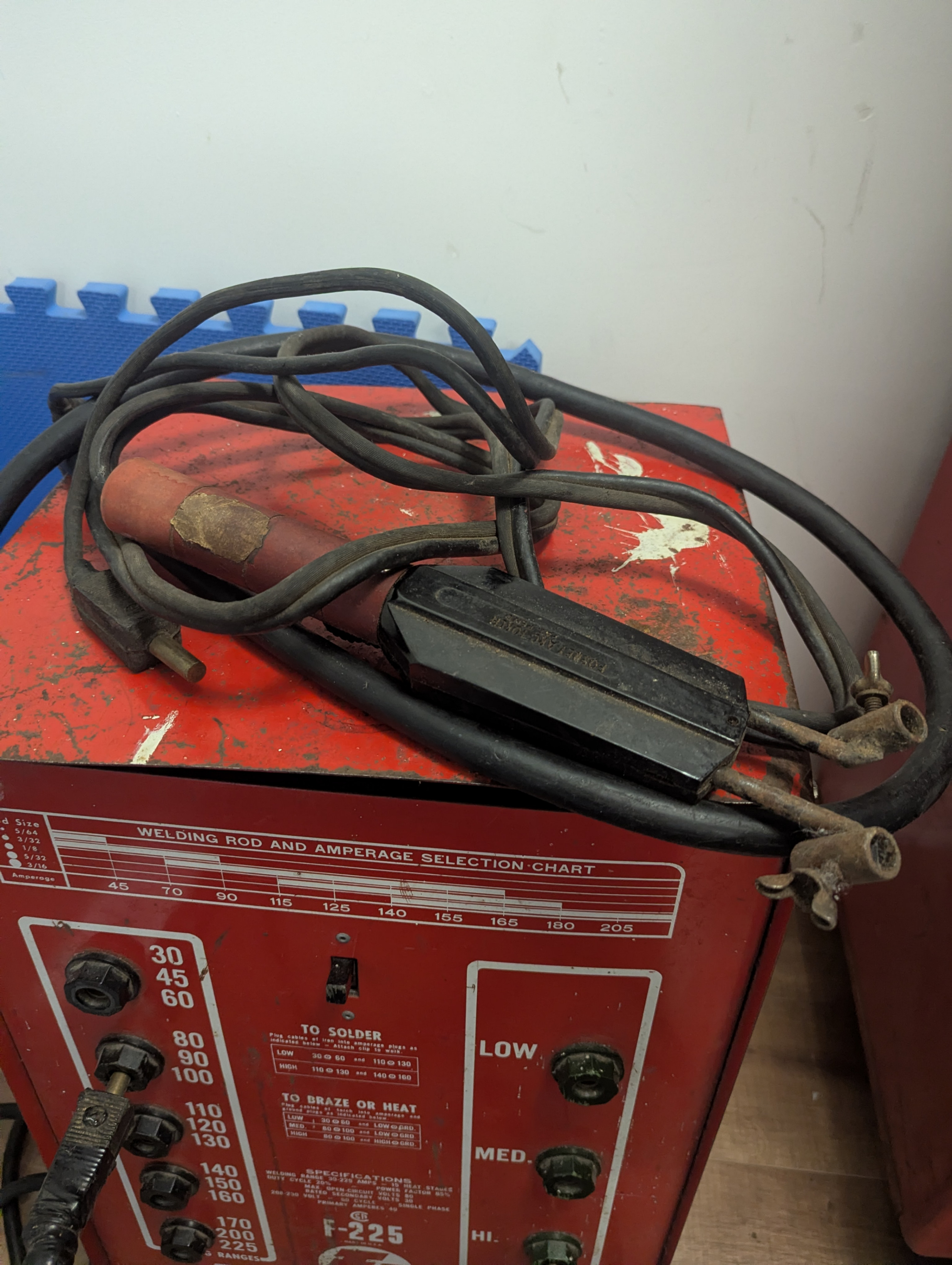 Forney Industries F-225 Welder 220v - photo 3