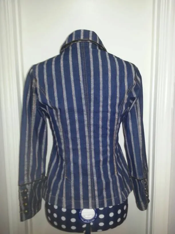 Kick-ass Buttony Navy Blue (Slightly Sparkly!) Striped Blazer - photo 3