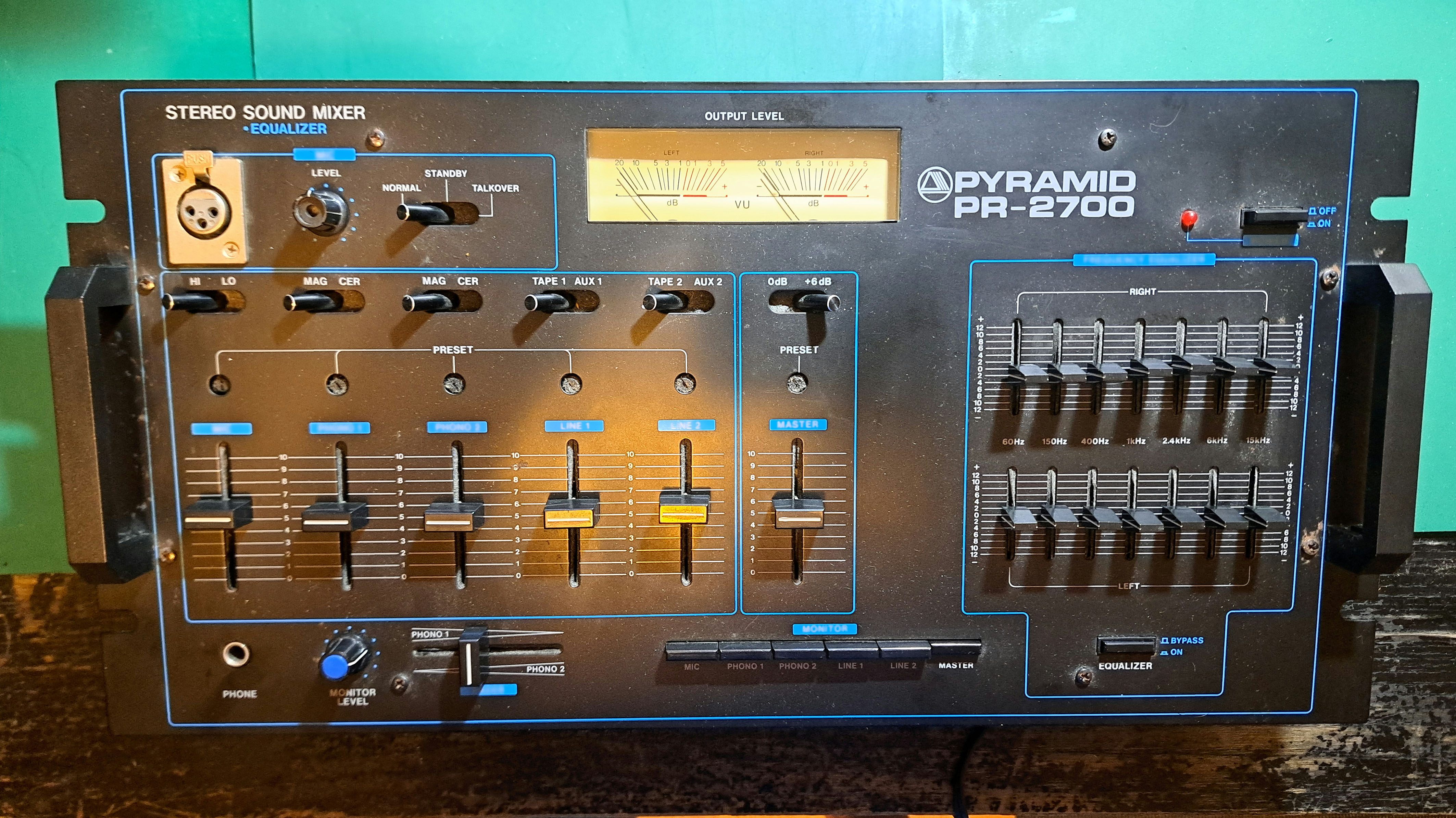 Pyramid PR-2700 Stereo mixer