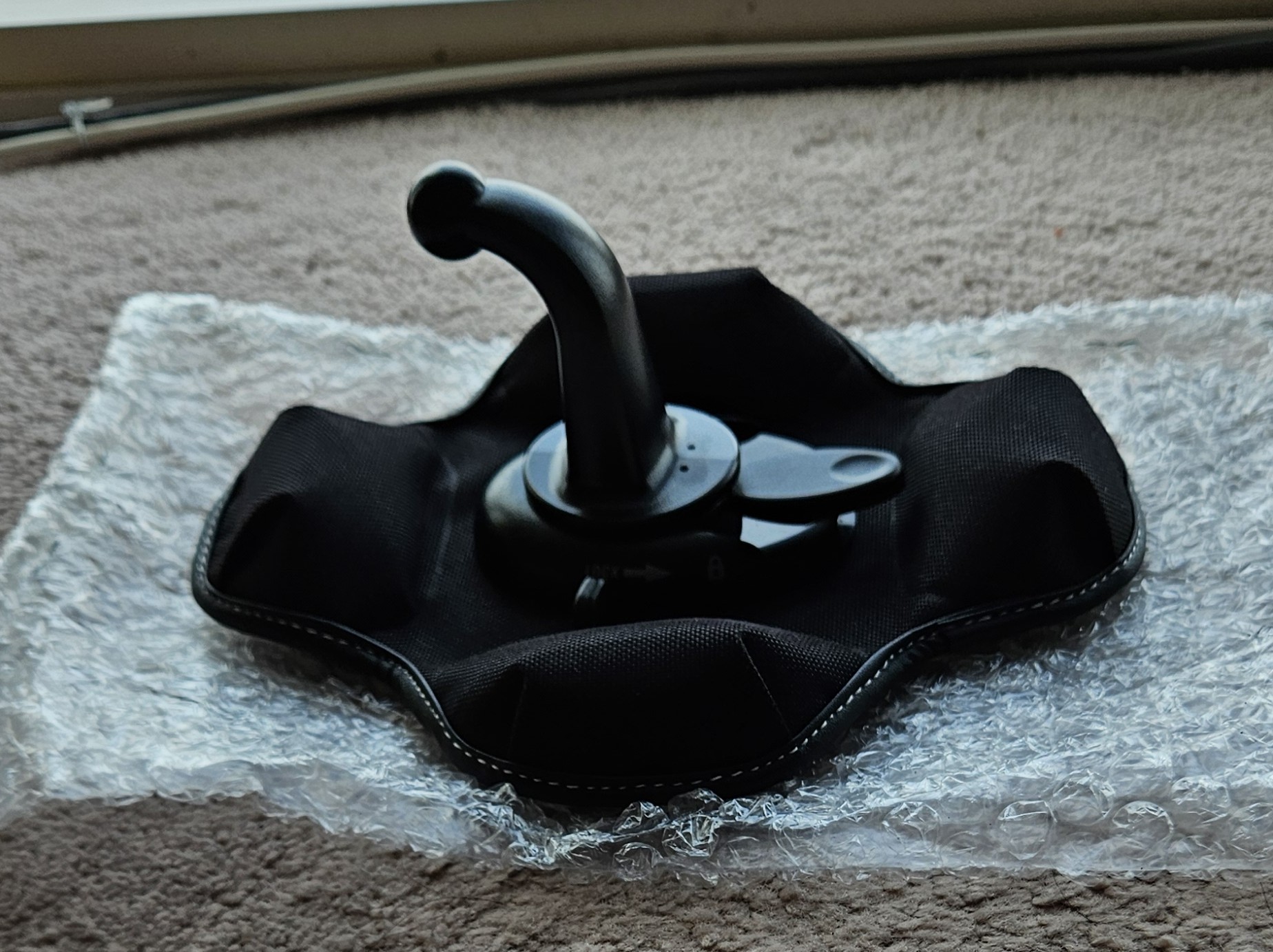 DASHBOARD FRICTION MOUNT FOR GPS AND CELLPHONE HOLDER