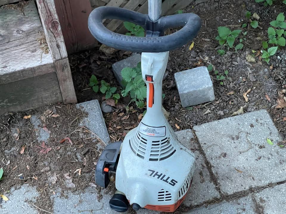 Stihl FS 38 Gas String Trimmer - photo 3