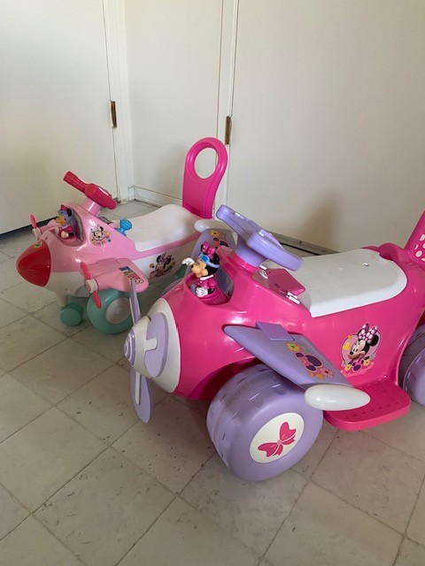 Disney Minnie Airplane Ride-On Bundle (Motorized 6V +  ) - photo 2
