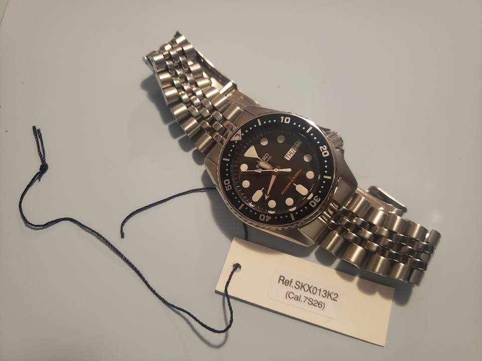 Seiko SKX013, SKX013K2 Divers Watch, Automatic, SKX. Like New. - photo 3