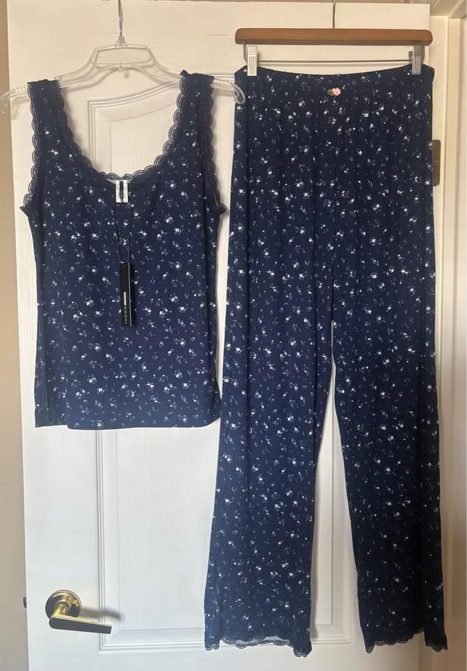 FashionNova-Dreamy Era Ribbed PJ Pant Set - photo 3
