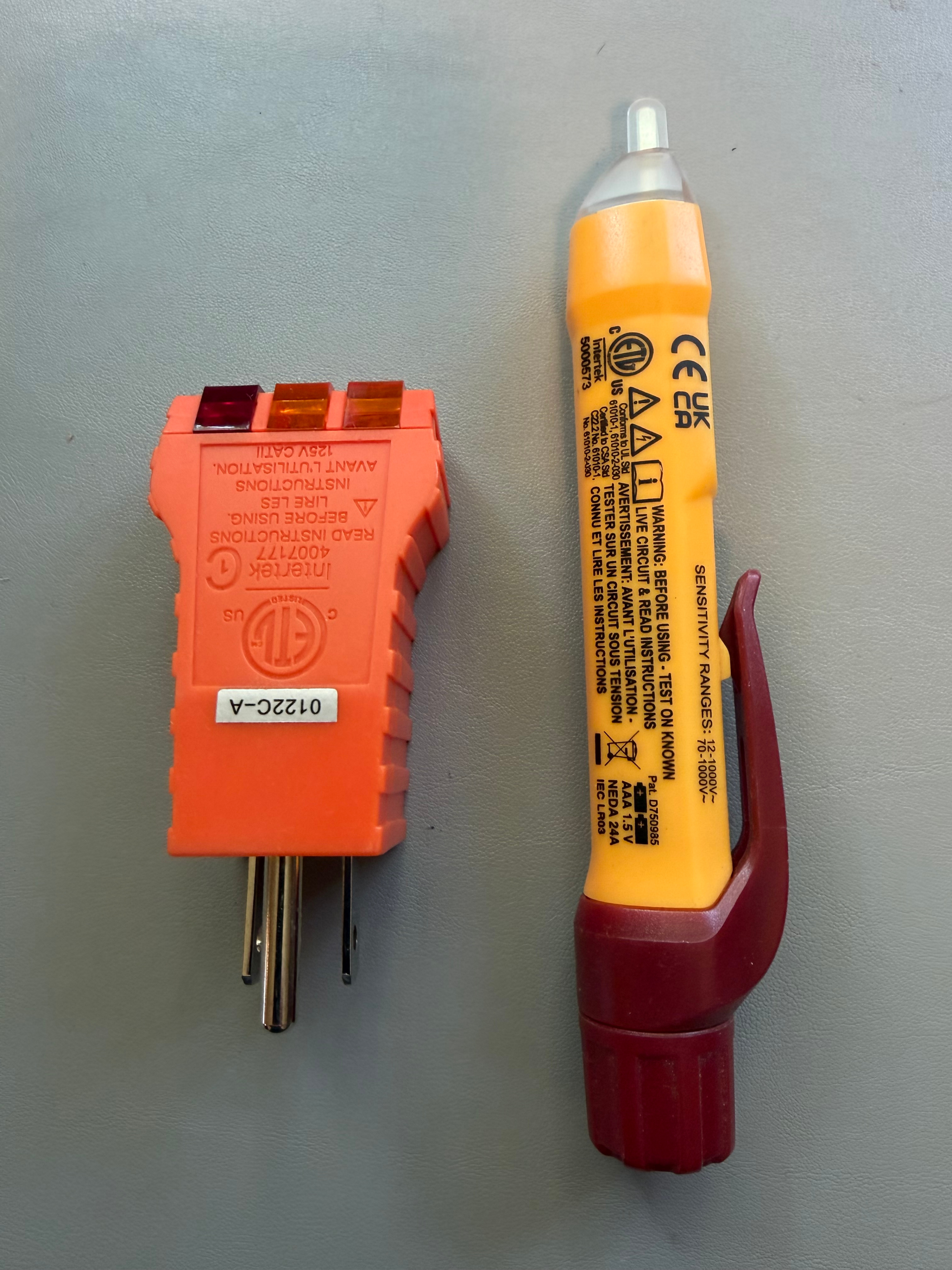 Klein Tools Non-Contact Voltage Tester and Receptacle Tester - photo 2