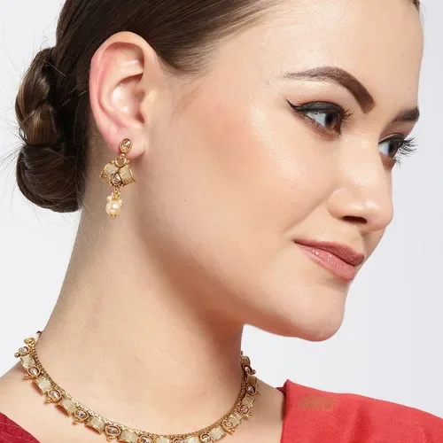 Gold Necklace and Earrings Set - photo 2