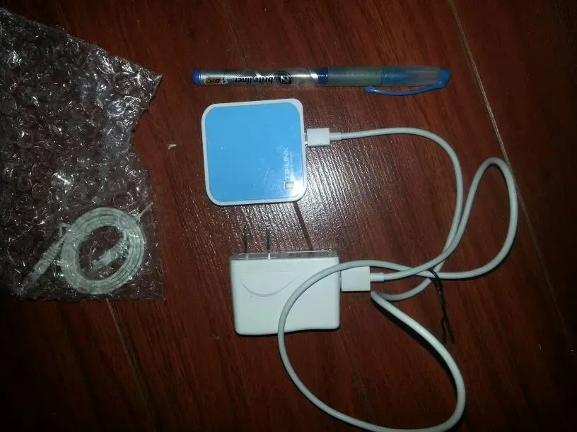 Tiny New In Open Box TP-LINK Wireless N Nano Router - photo 2