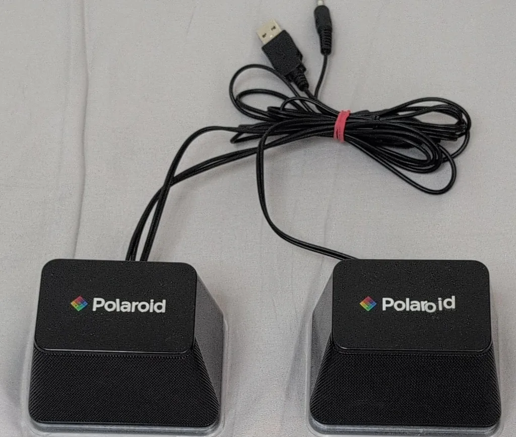 Speakers Polaroid USB $10