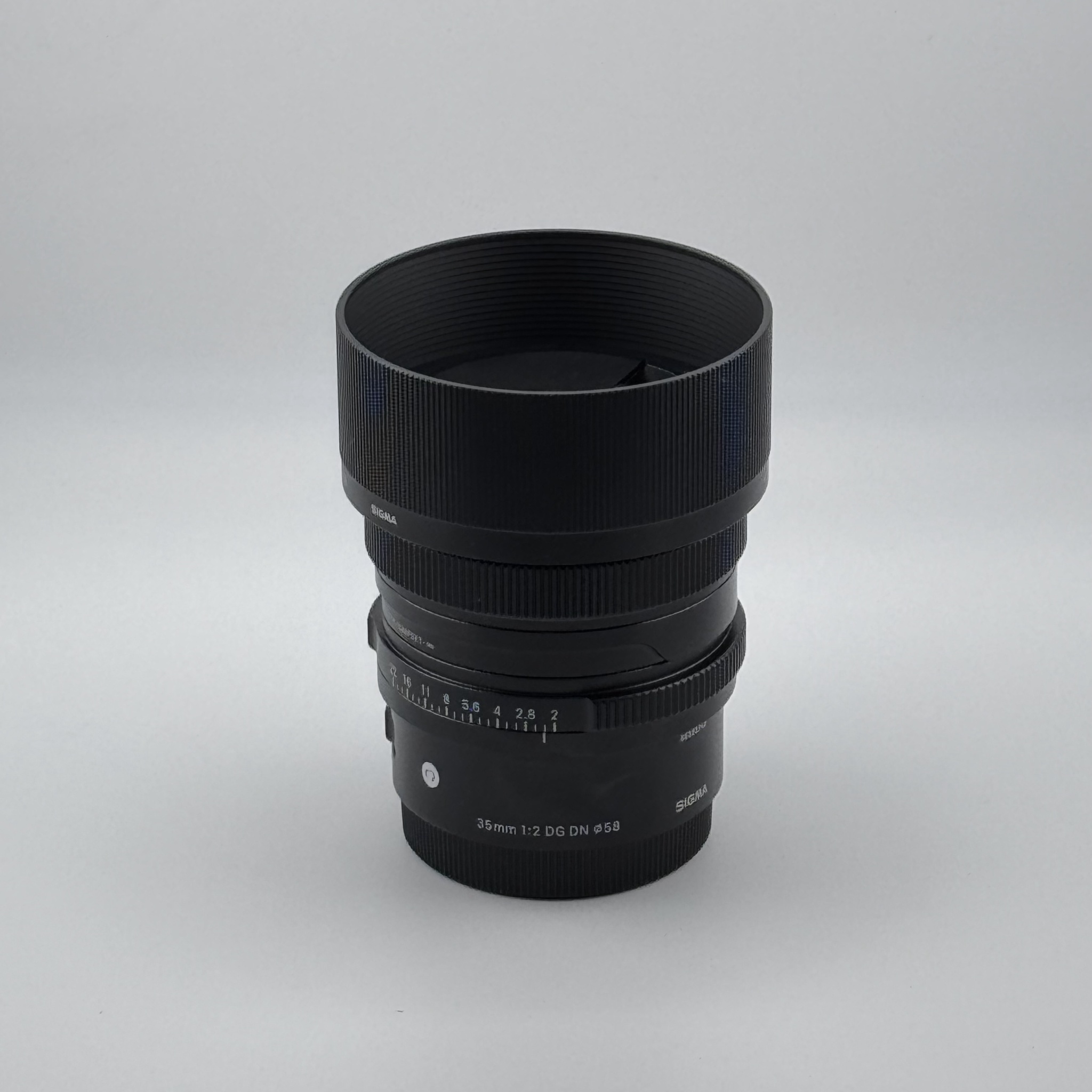 Sigma 35mm f/2 DG DN Contemporary - E-mount - Like New - photo 2