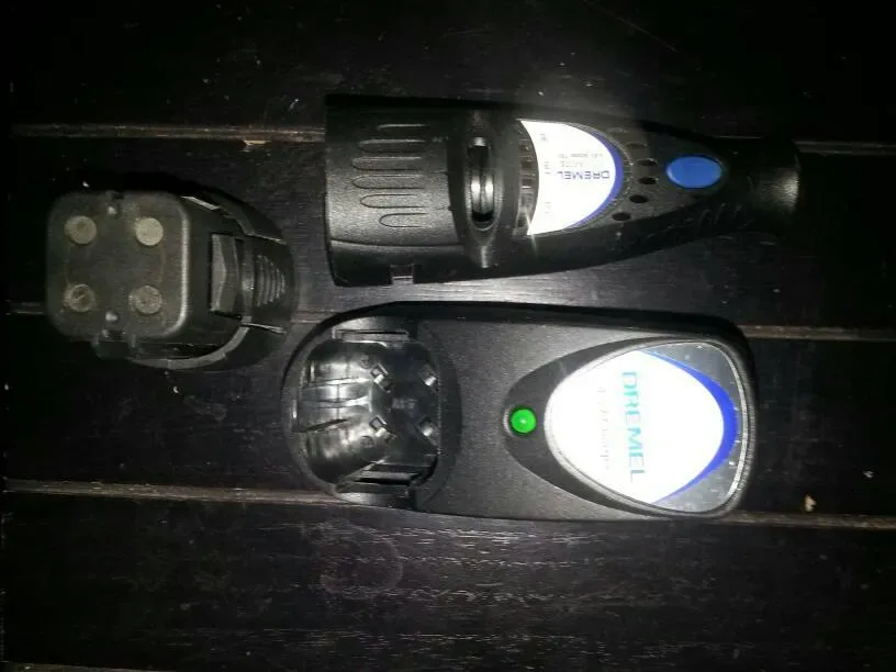 Power Tool Accessory Bundle: Dremel 4.8v Charger & Minimite B... - photo 4