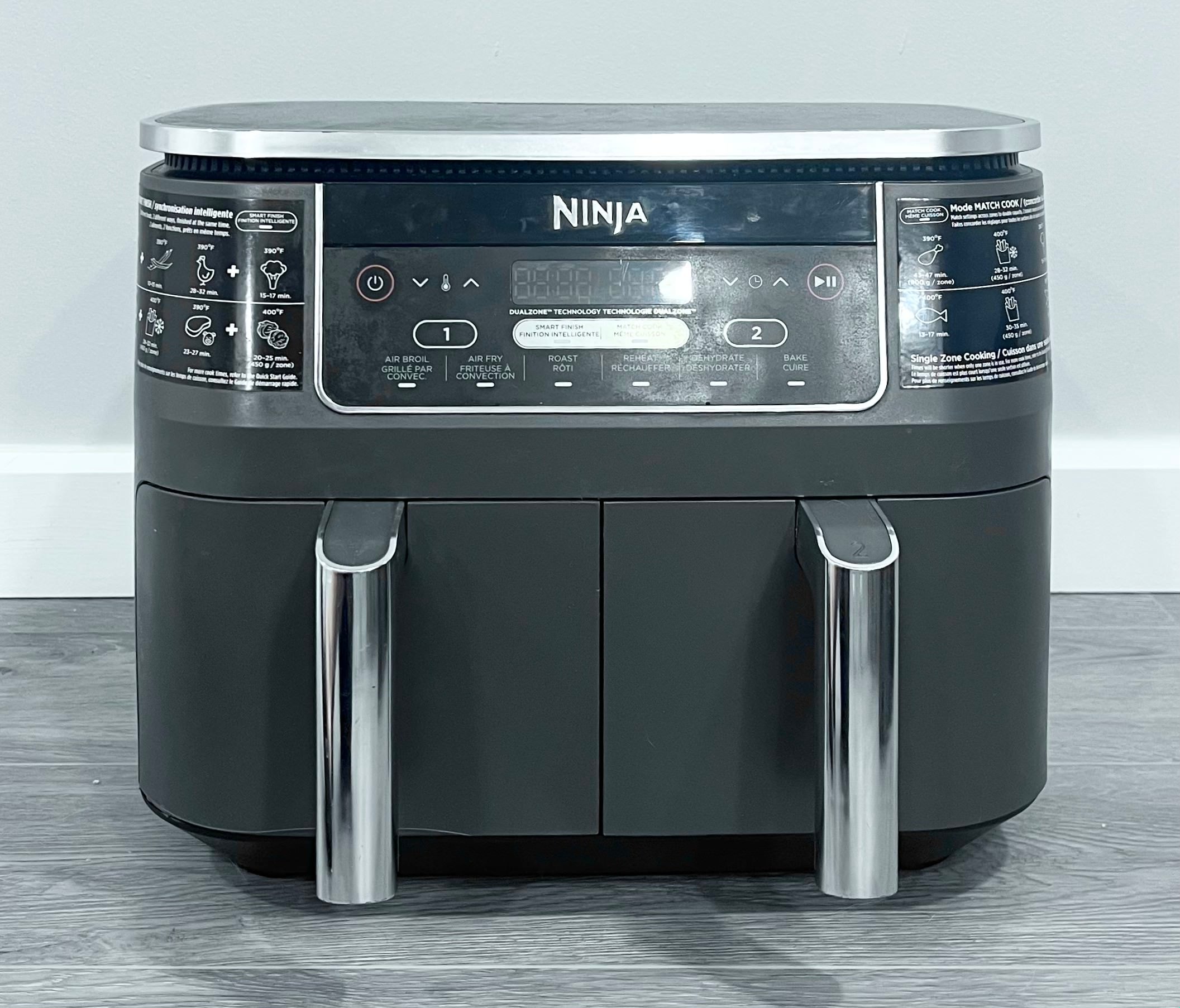 LIKE NEW NINJA FOODI 6 IN 1 DUAL BASKET AIR FRYER