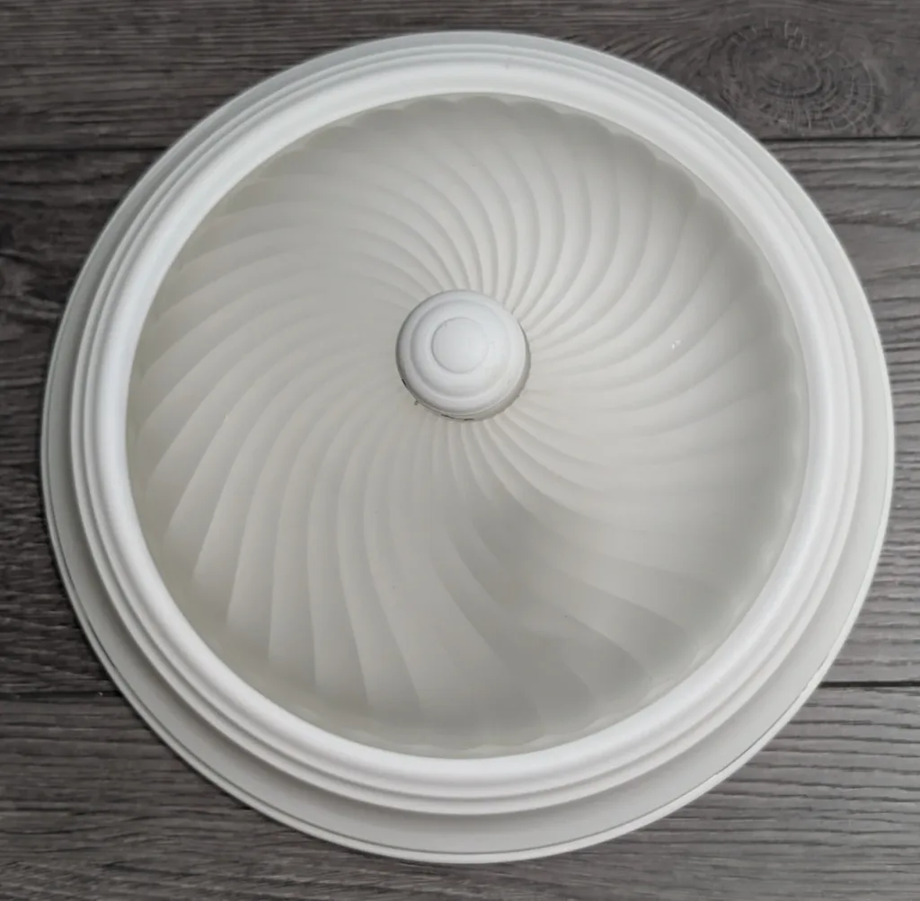 Light Fixture Flush Mount Ceiling $15