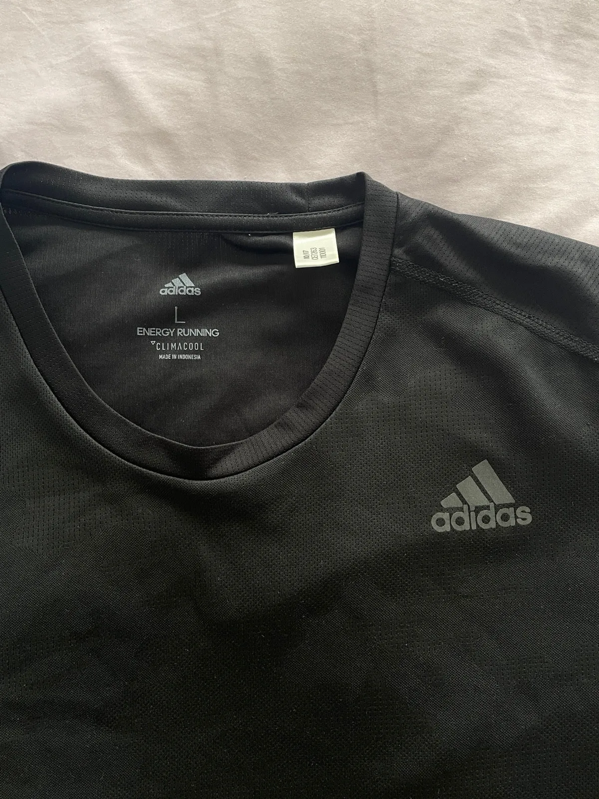 Adidas Sport Top (Used good condition) - photo 2