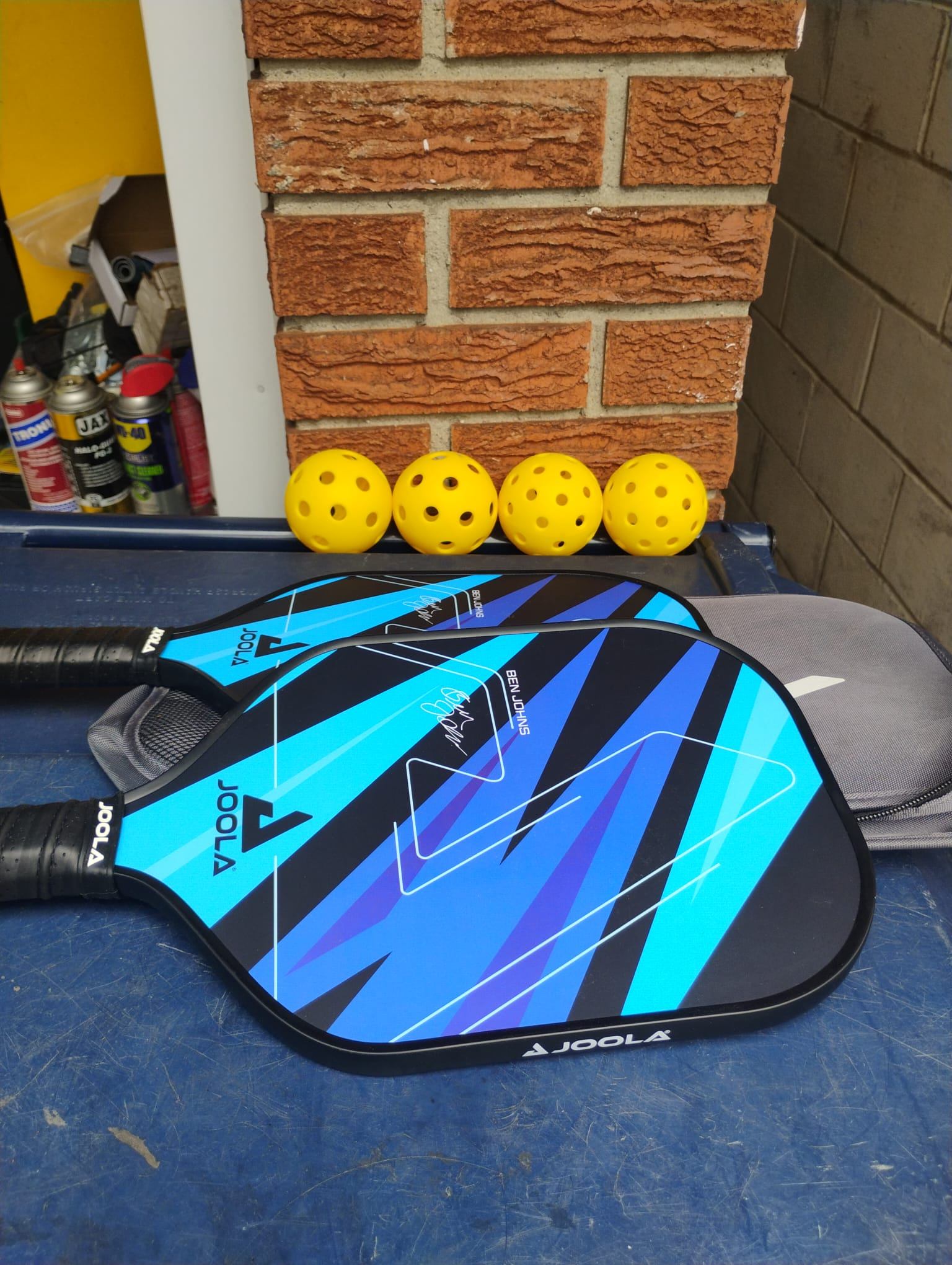 JOOLA Pickleball Paddles Set of 2  w/Balls - photo 2