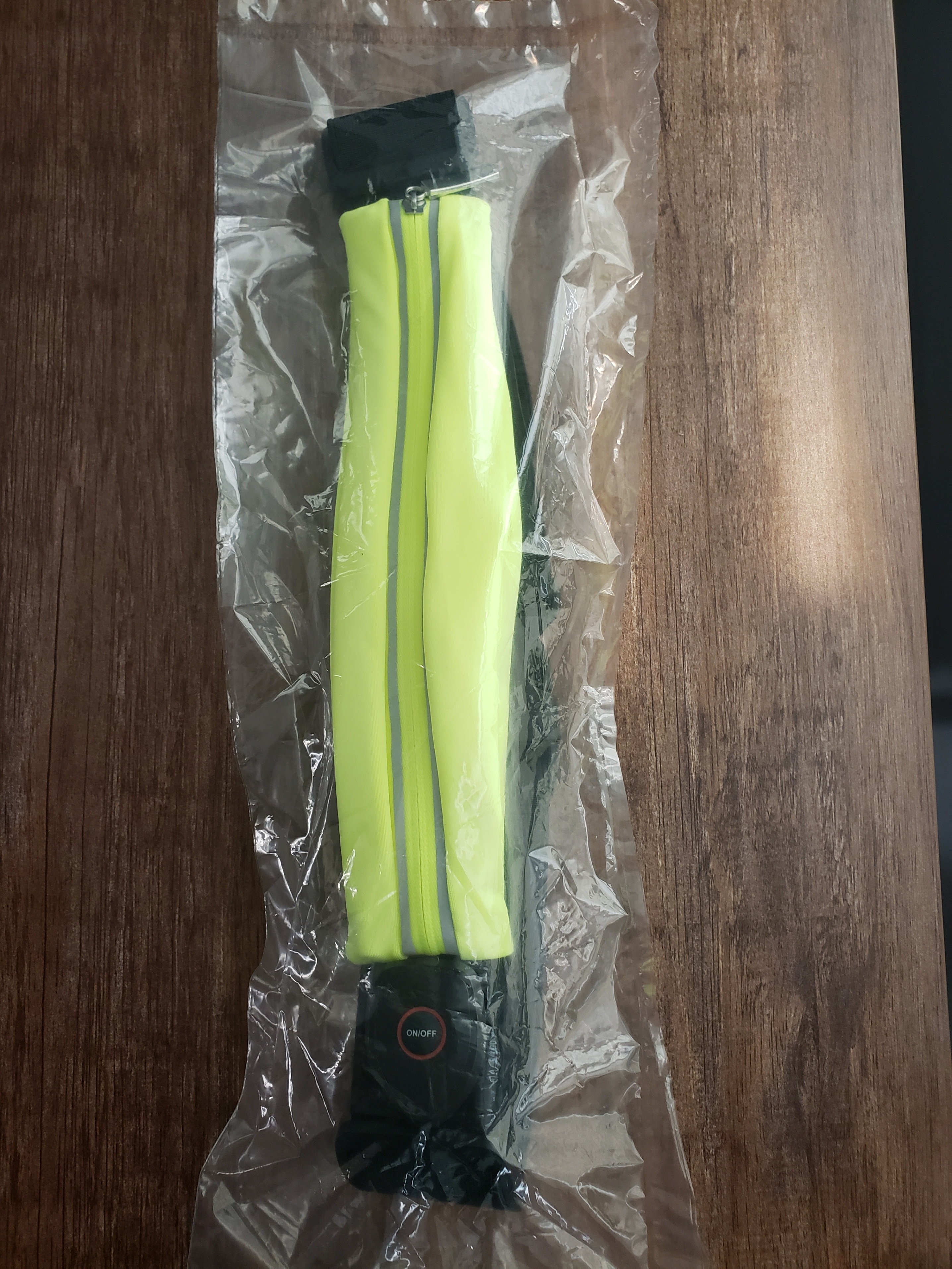 Rechargable LED reflective belt with storage - photo 2