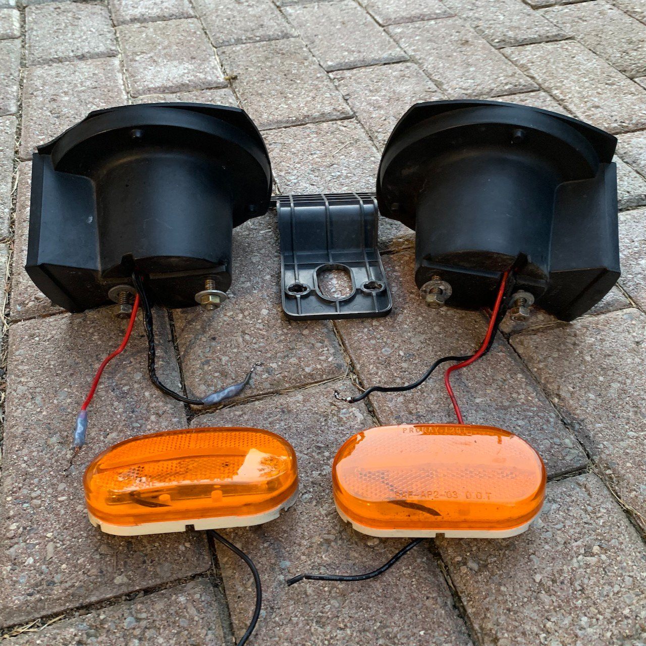Trailer light kit - red and amber lights - photo 3