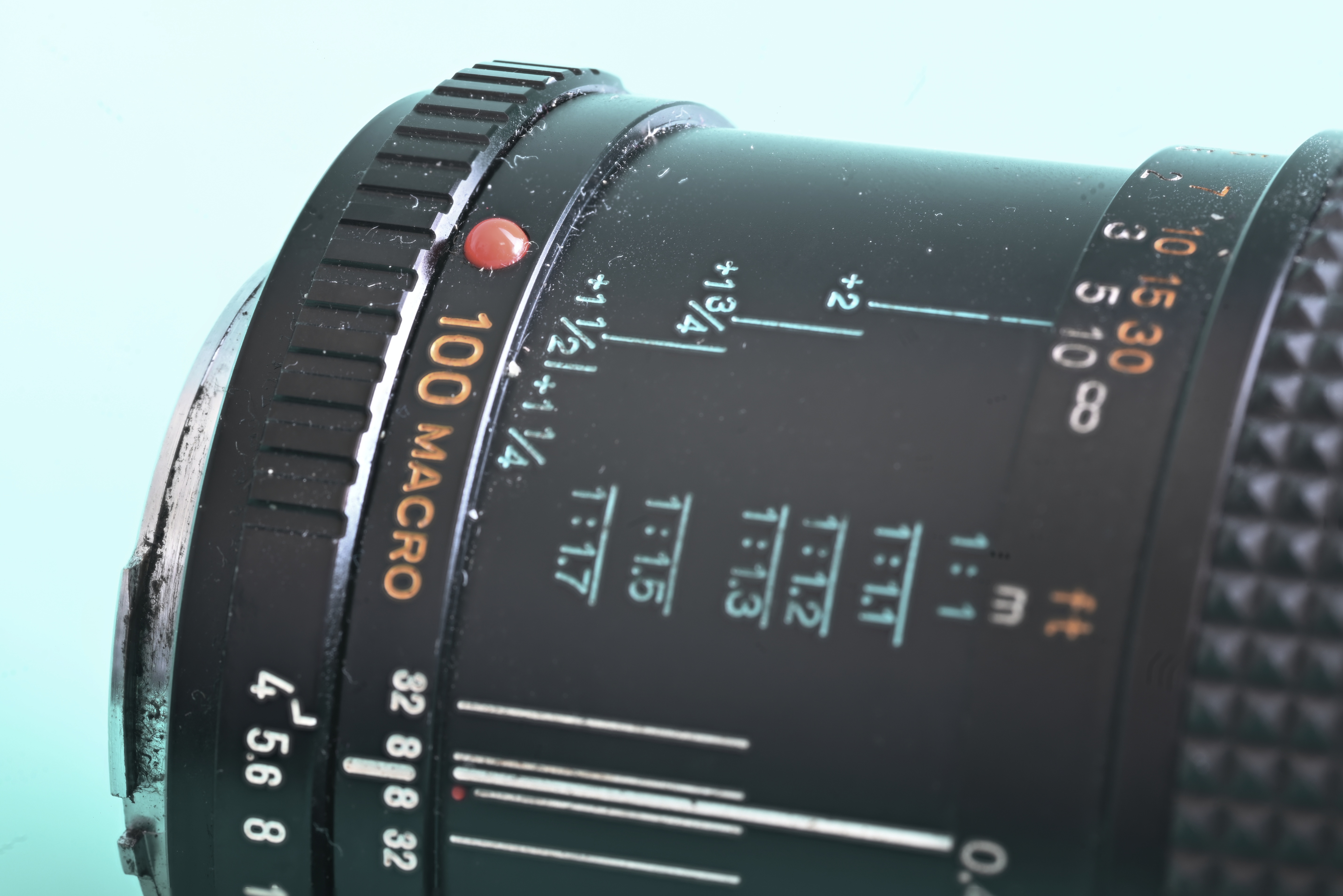 Minolta MD 100mm f4 Macro Camera Lens - photo 2