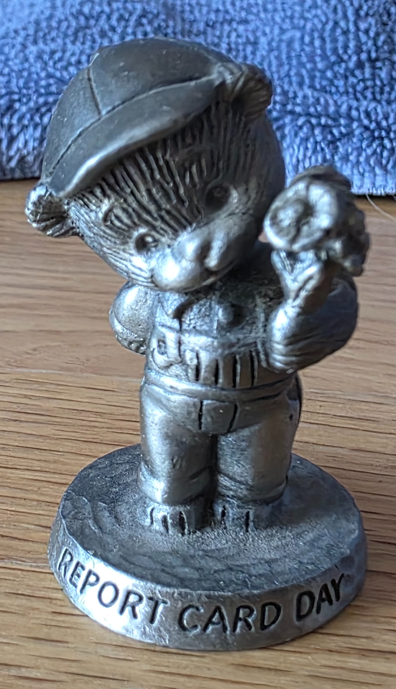 3 Teddy Bear School Figurines - photo 4