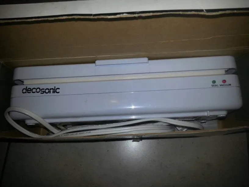 Decosonic Vacuum Bag Sealer With Partly Used Large Sealer Bags - photo 5