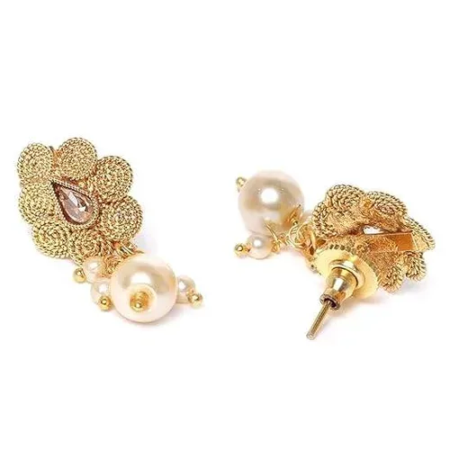 Gold coloured necklace and earring set with pearls - photo 2