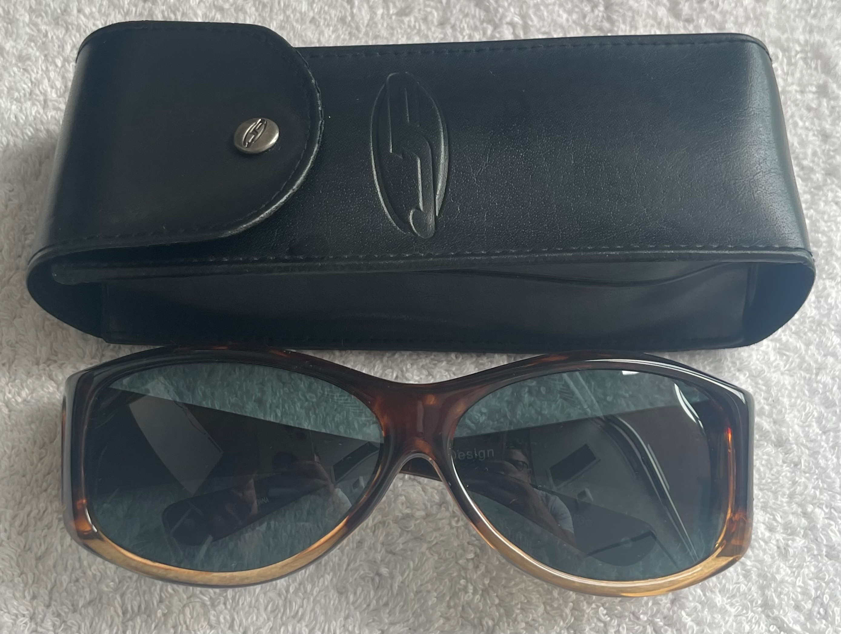 Jonathan Paul Polarized Fitover Sunglasses w/ Case (G003G) - photo 4