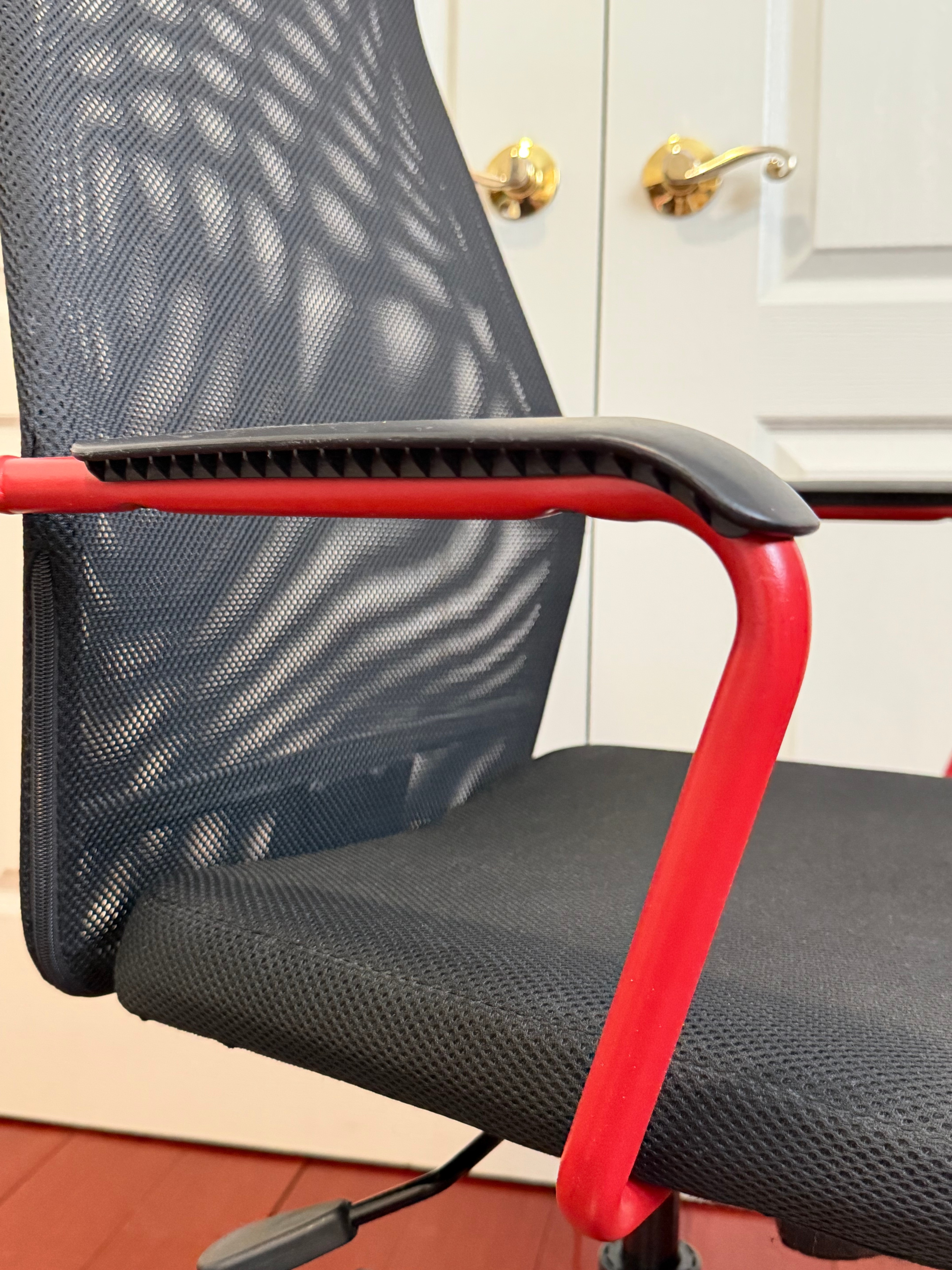 IKEA HUVUDSPELARE Gaming Chair – Black & Red - photo 5