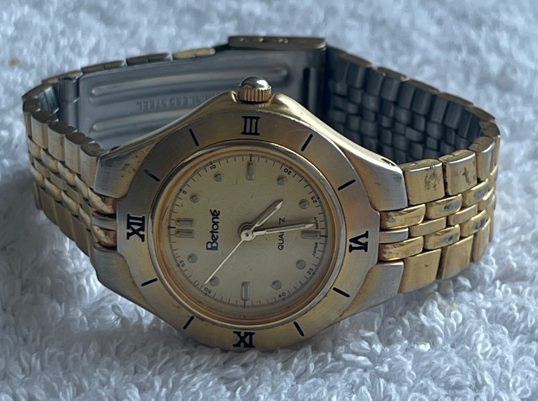 Vintage Betoné Two-Tone Roman Numeral Watch (Needs Battery)