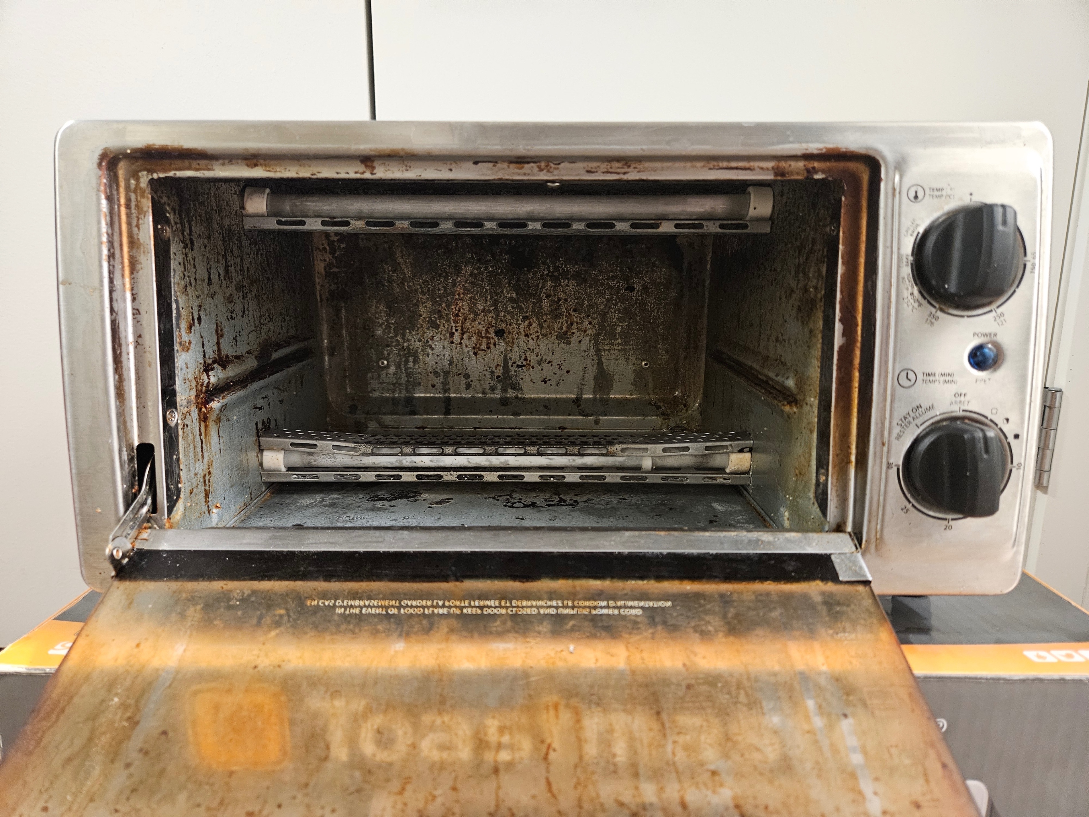 10-Liter Toaster Oven - Tray Included - photo 3