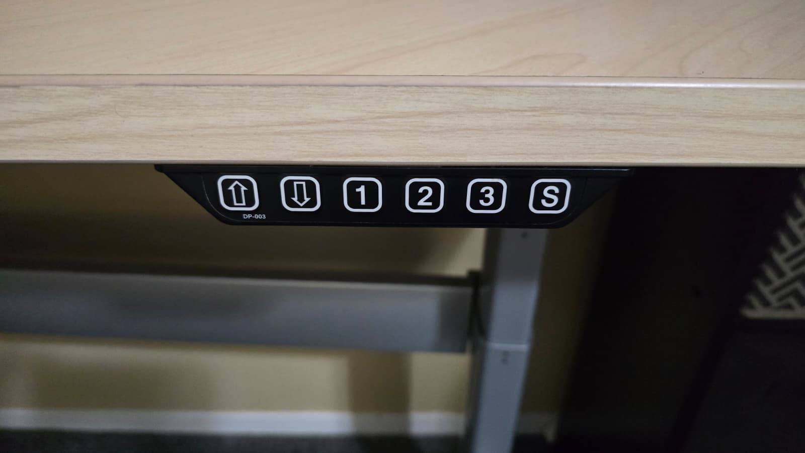 Large electric height-adjustable L-shaped standing desk - photo 4