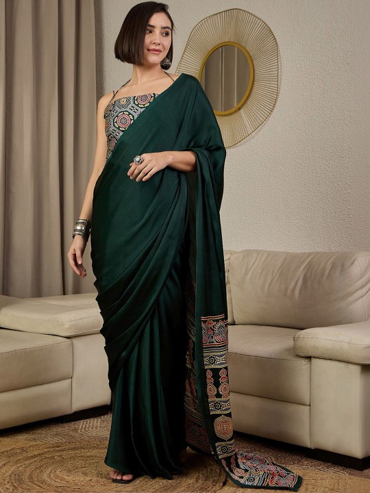 Deep Green Satin Saree with Printed Border - photo 2