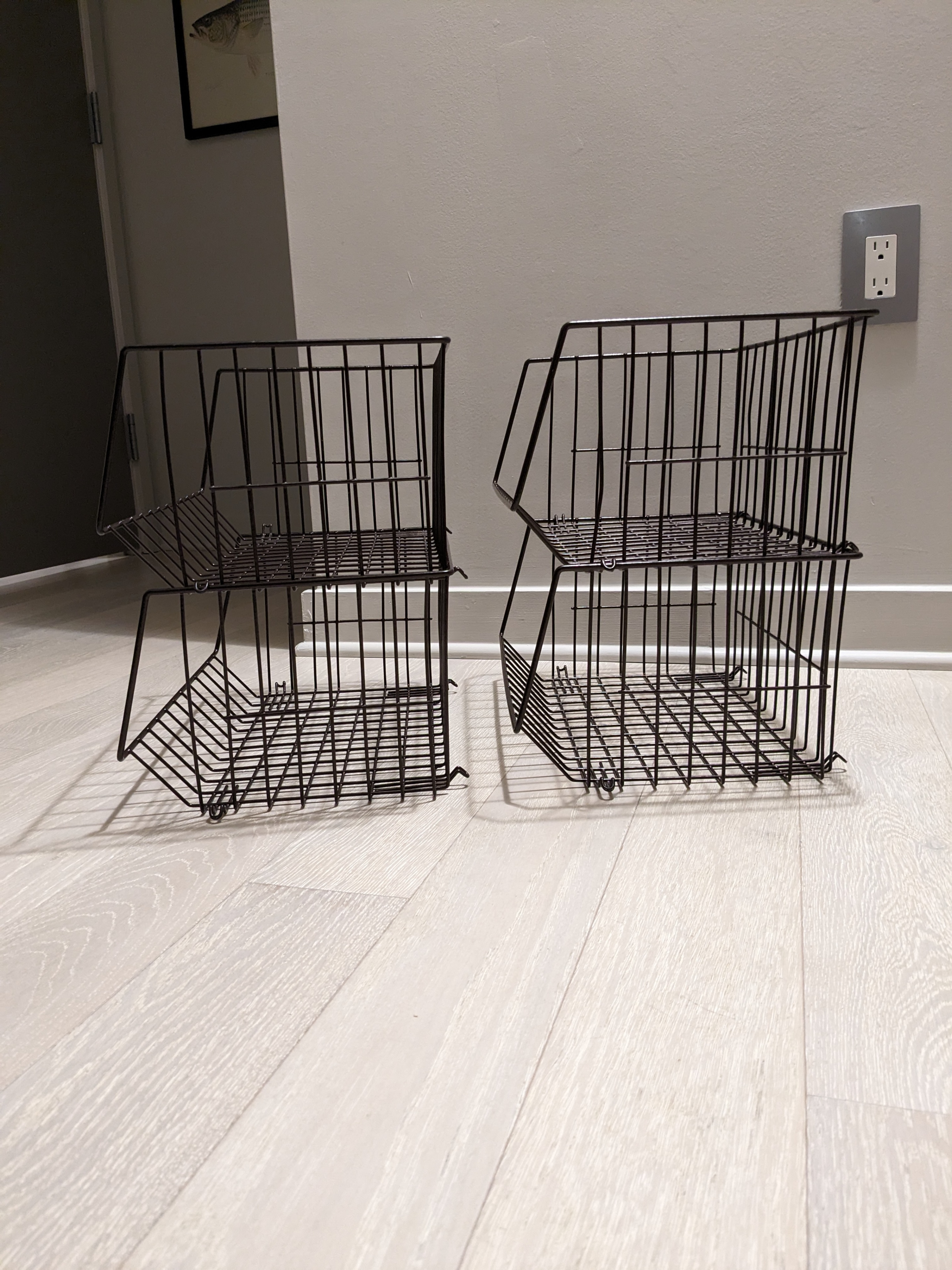 4 brown stackable wire metal bins - photo 5