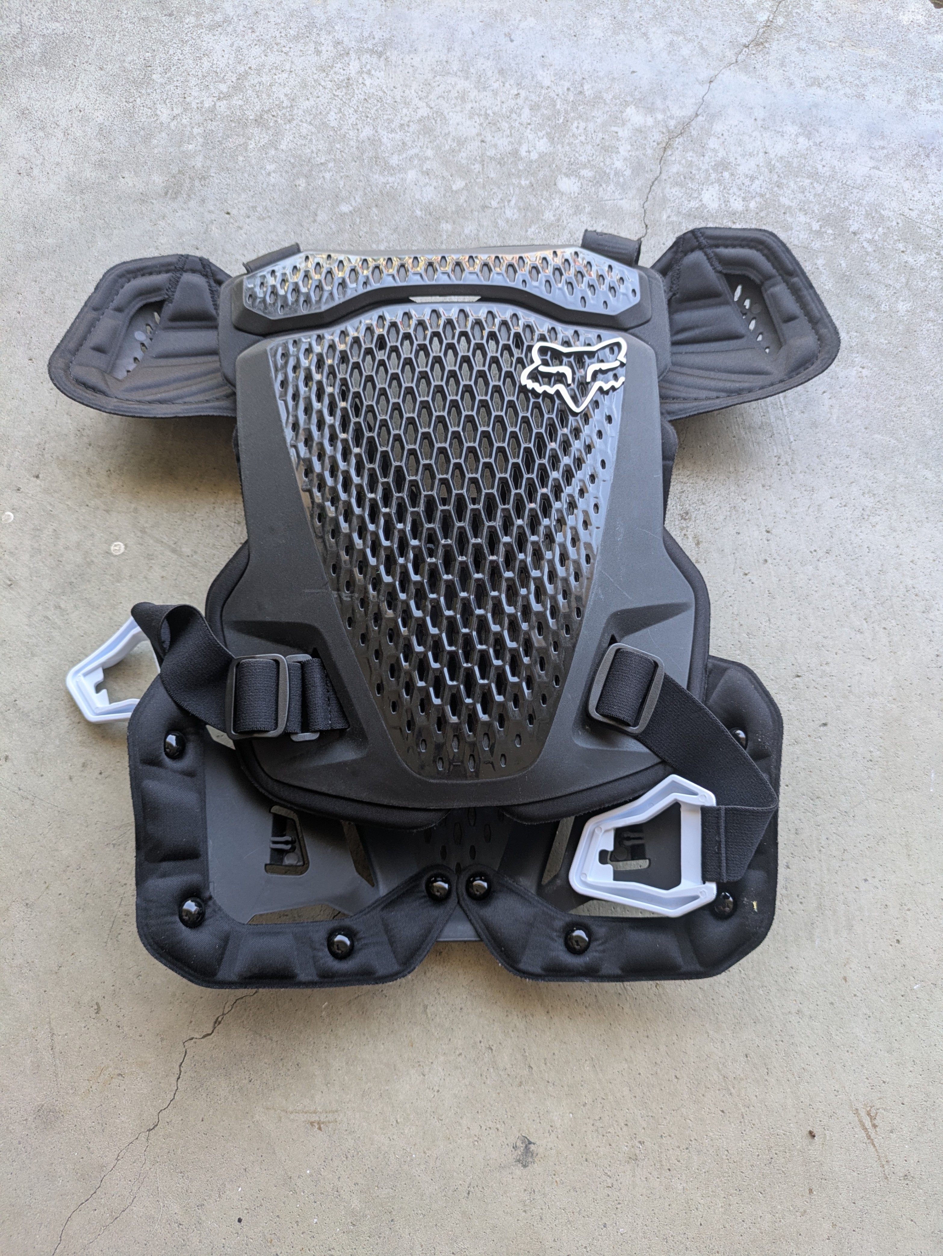Fox R3 Chest Protector (Youth Size) - photo 2