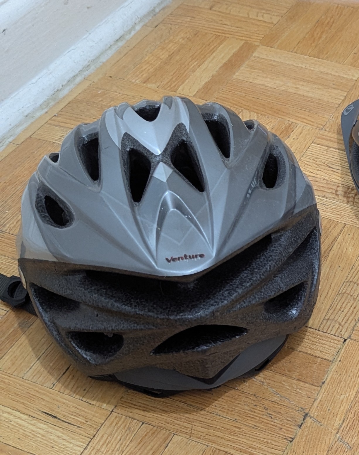 Used BIKE Bicycle HELMET BELL size 54-61cm - photo 2