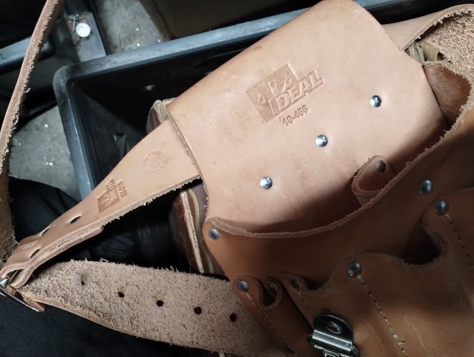 IDEAL Industries 10-466 Electrician's Tool Pouch - photo 2