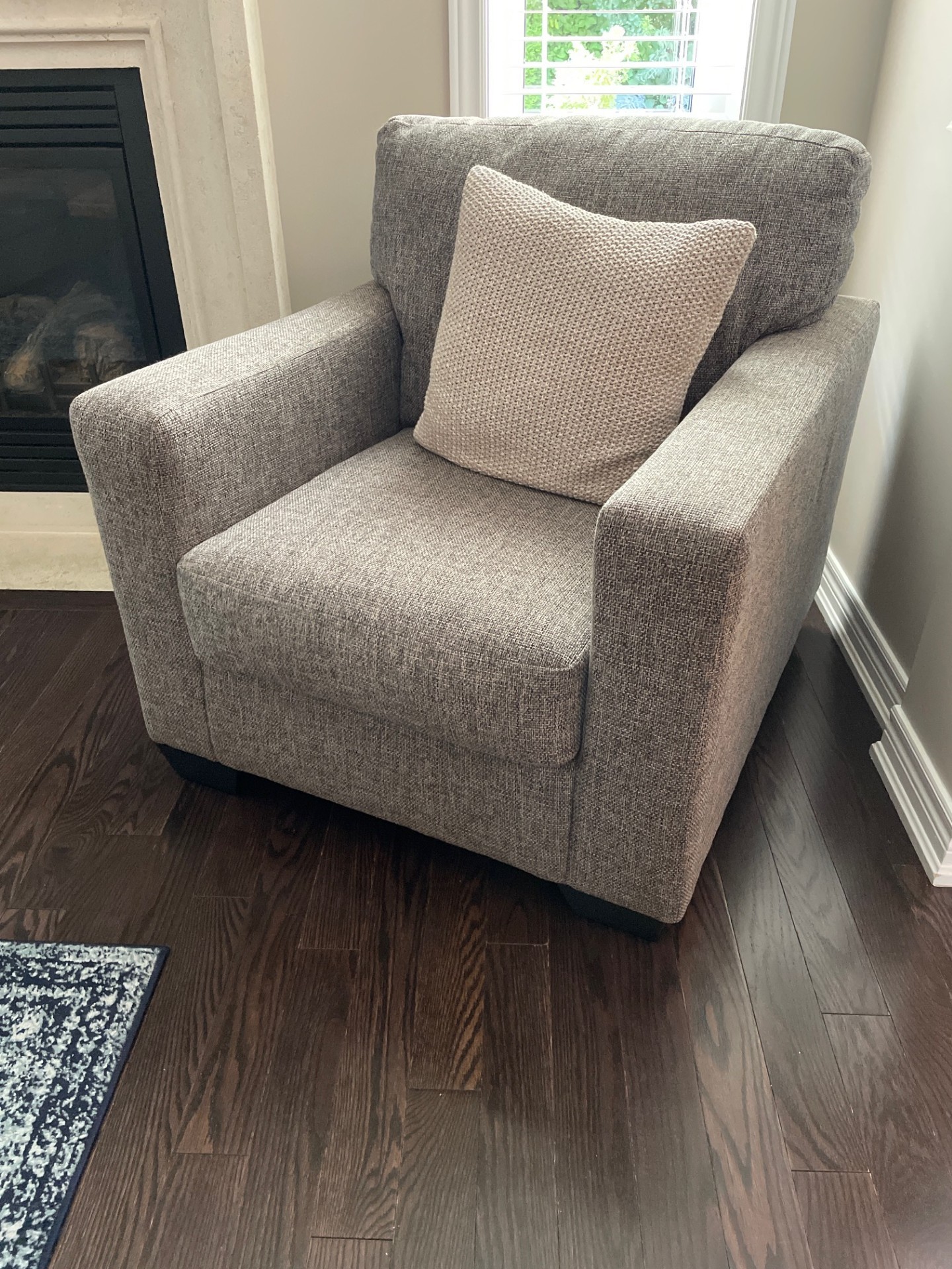 Altari collection by Ashley Furniture - photo 2