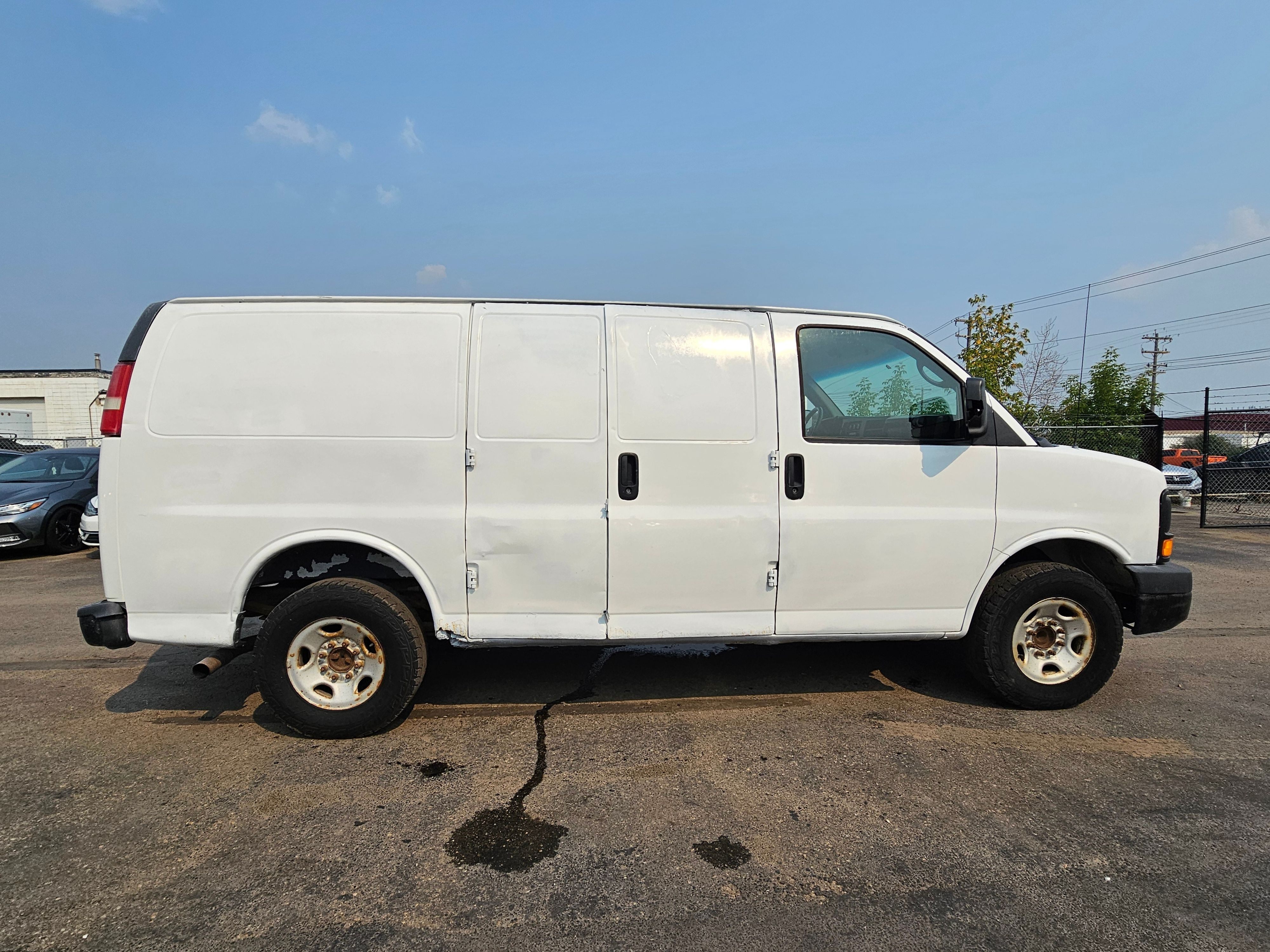 2010 CHEVROLET EXPRESS - photo 4