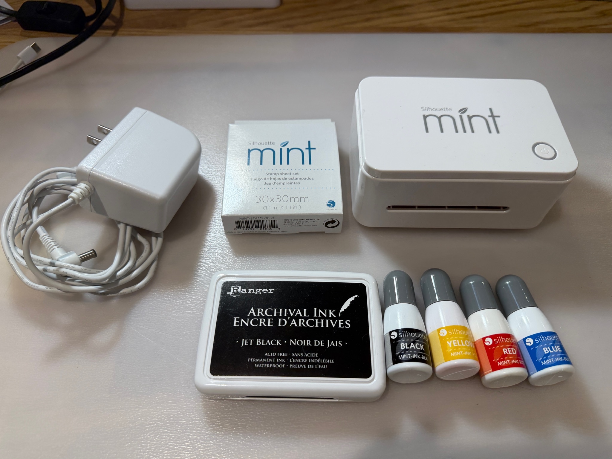 Silhouette Mint Custom Stamp Maker Machine Bundle