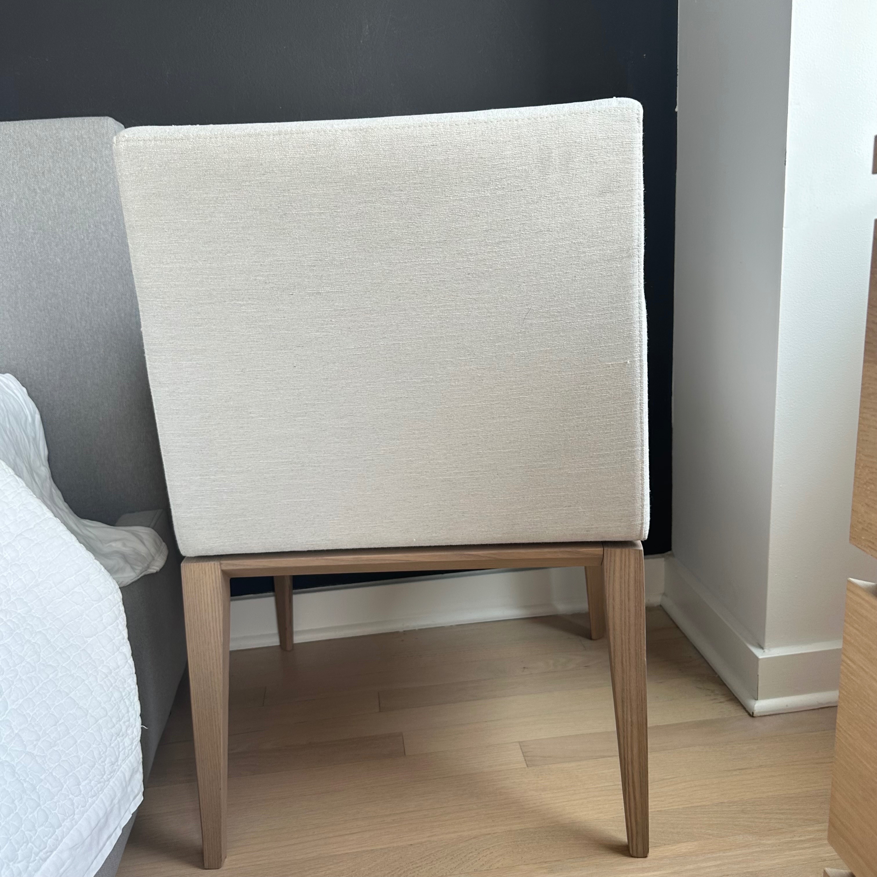 Upholstered Accent arm chair - photo 3