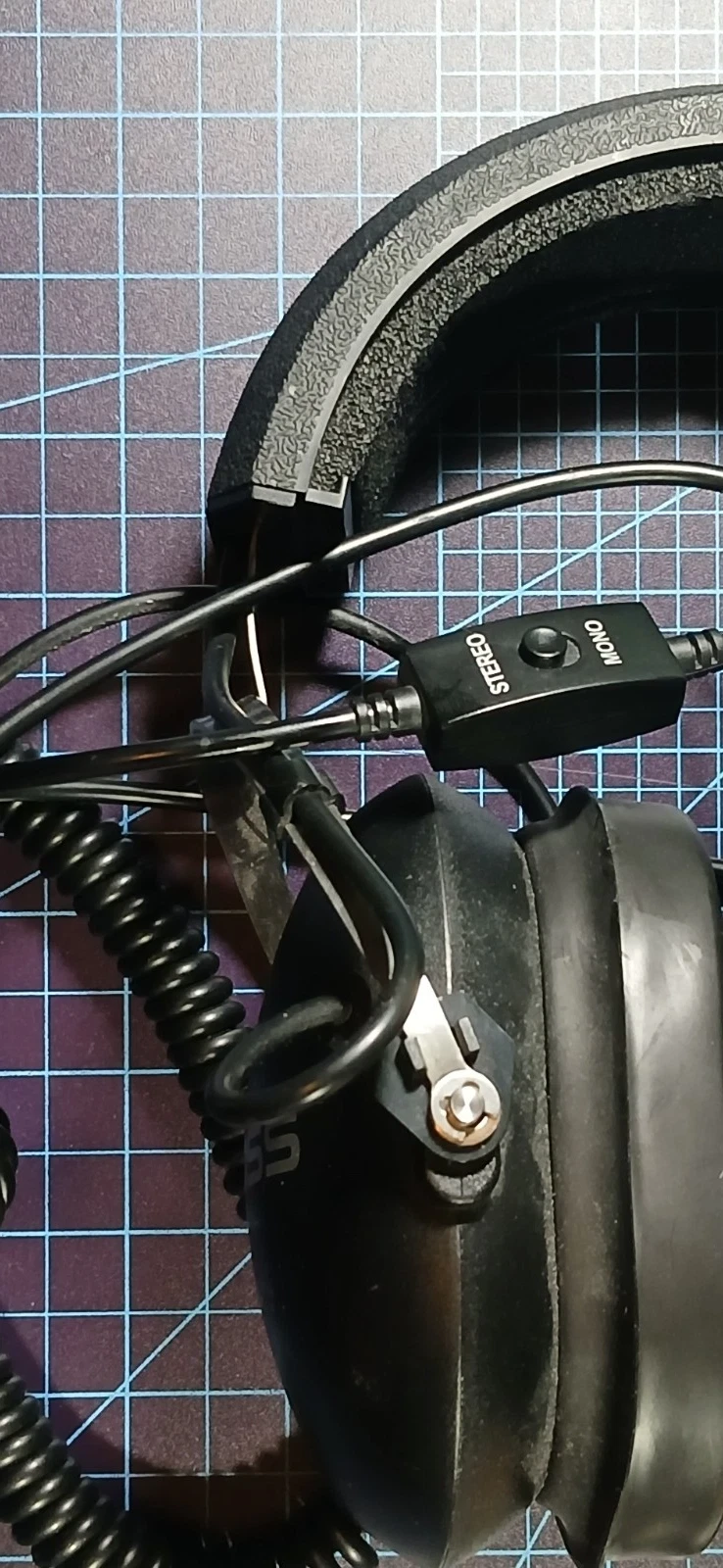 KOSS QZ-99 PASSIVE NOISE REDUCTION WIRED HEADPHONES - photo 4