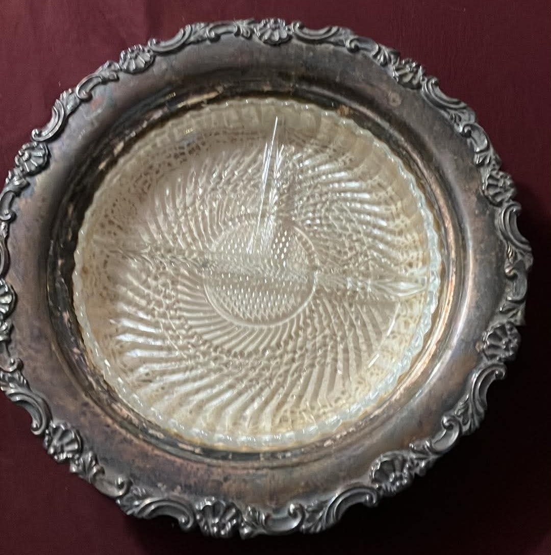 Vintage Silver Plated Lidded Serving Dish - 10 Inches - photo 2