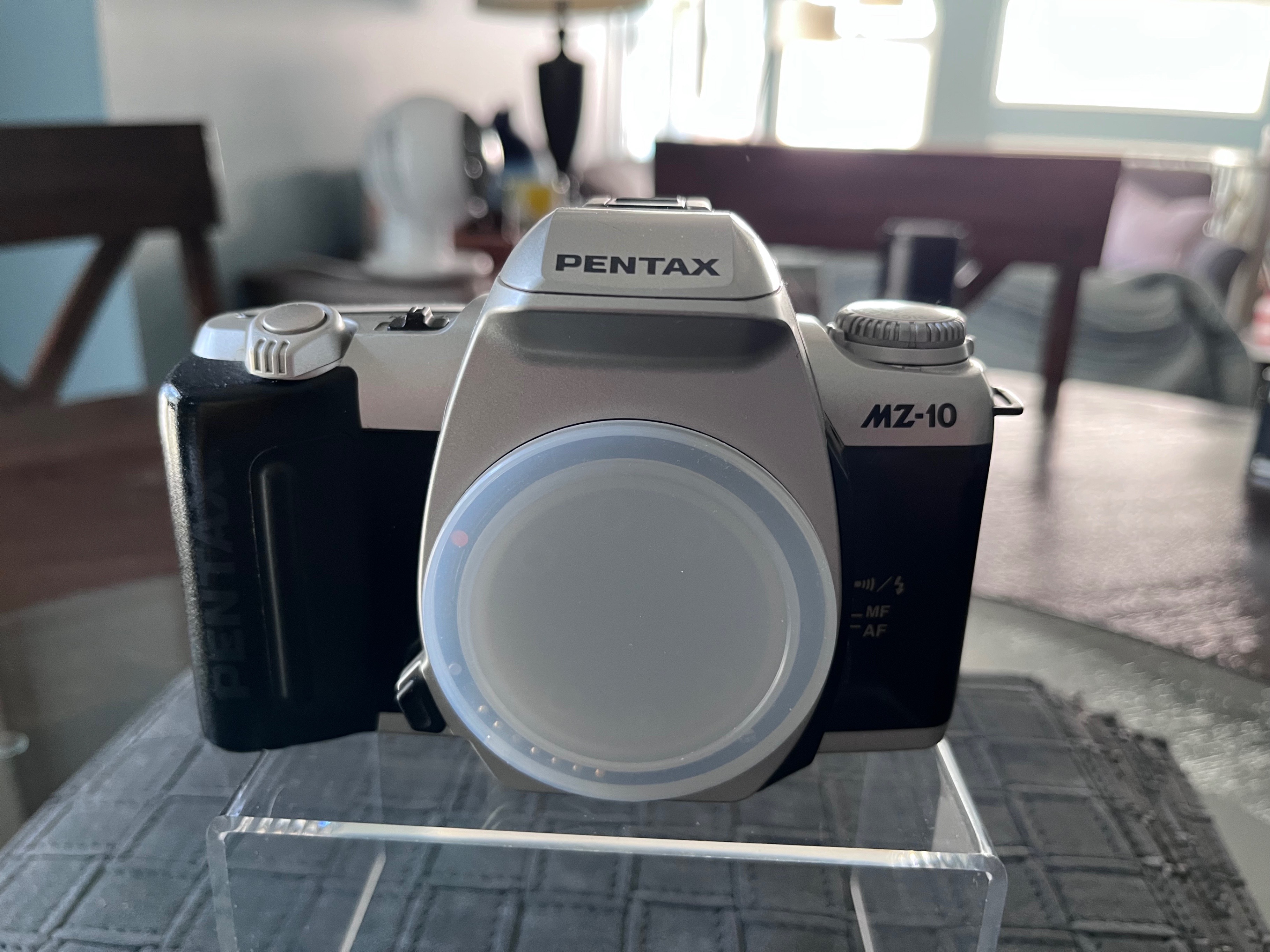 Pentax MZ-10 Film Camera AS-IS