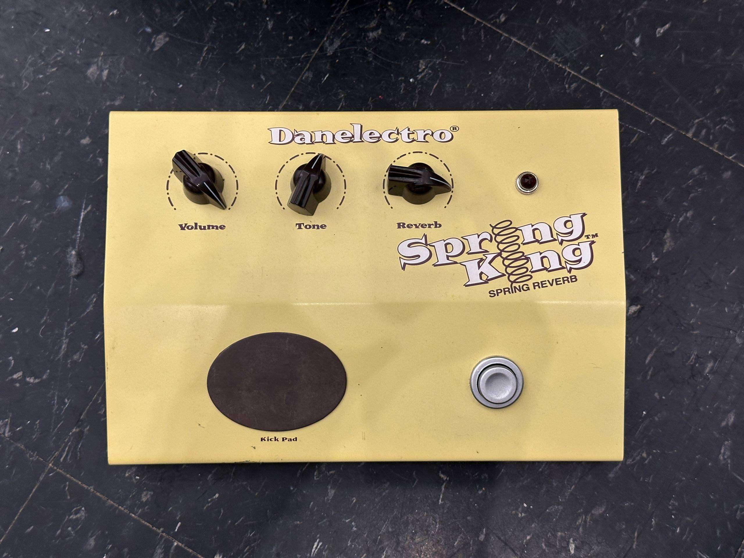 Danelectro Spring King Reverb | Guitar Pedal. Spring Reverb.