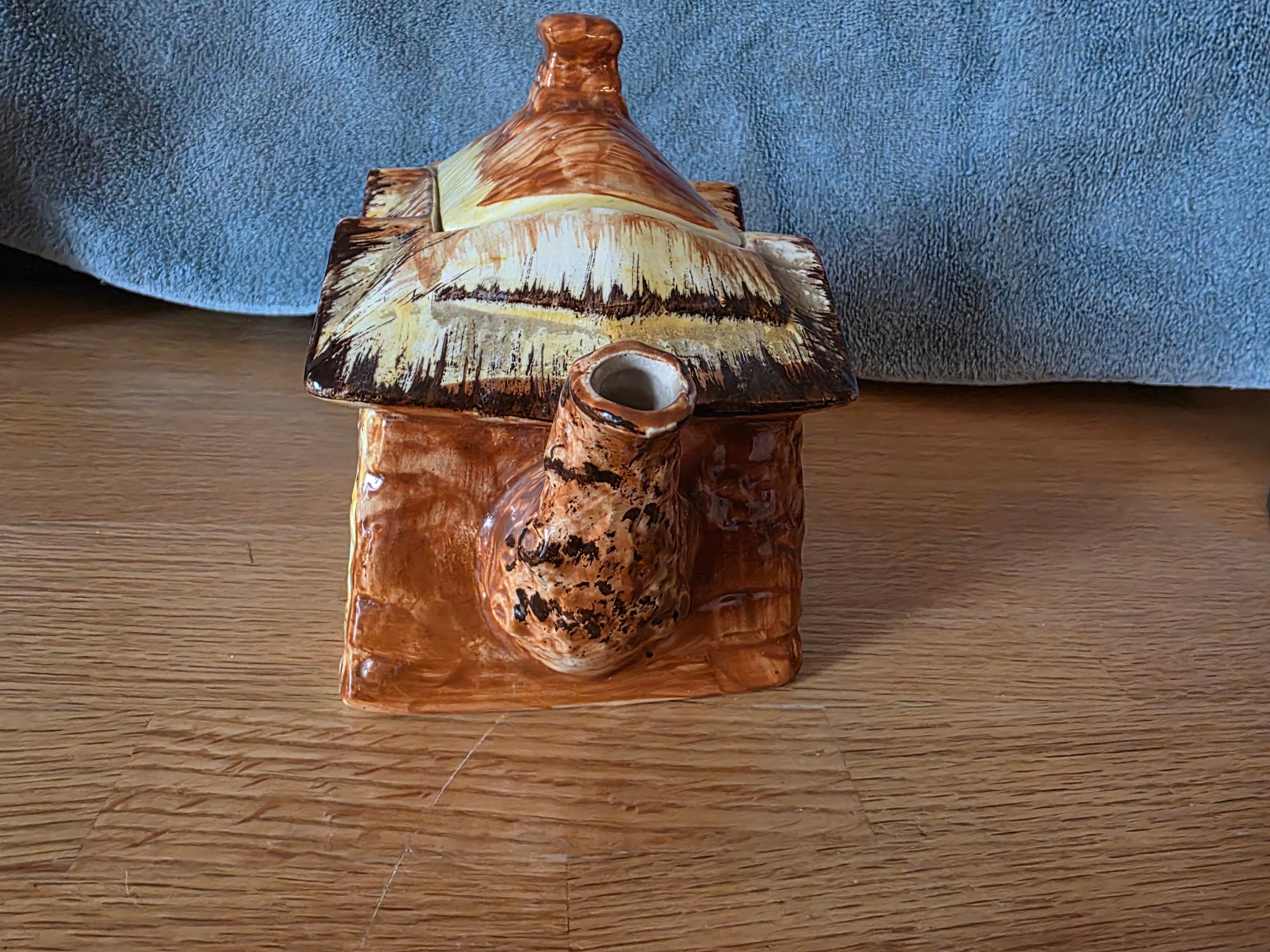Cottage Teapot from Price Bros - photo 2