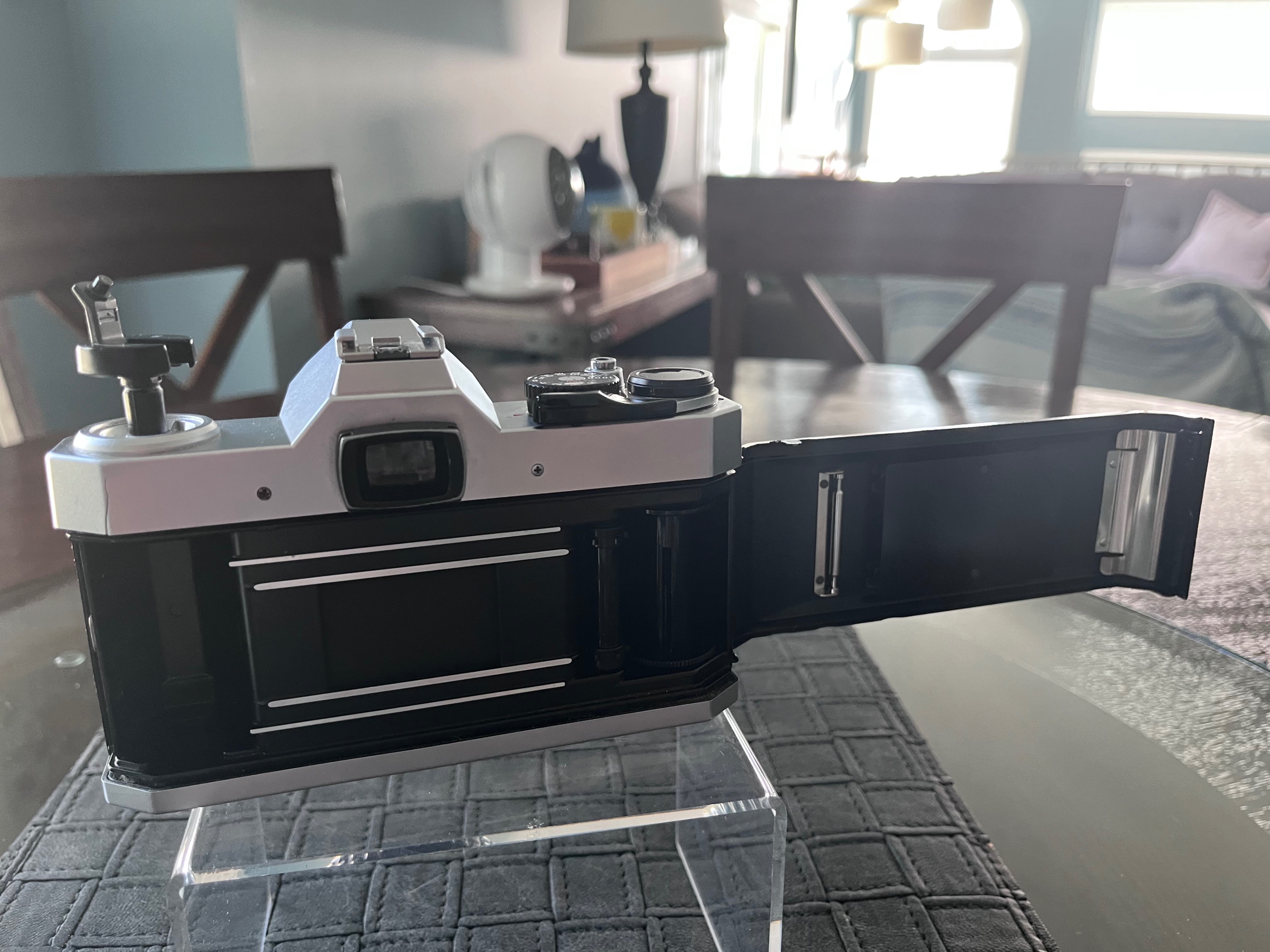 Pentax K1000 SE with 50mm F2 not film tested - photo 3